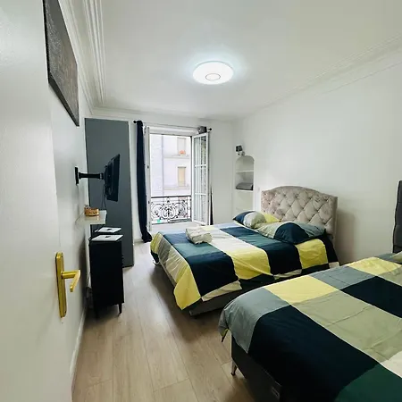 Parisien Apartmán *